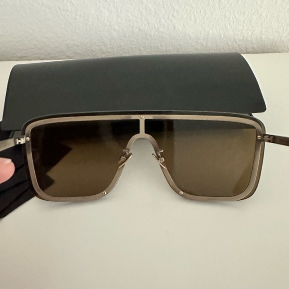 Saint Laurent SL 364 MASK 010 GOLD sunglasses - Picture 2 of 11